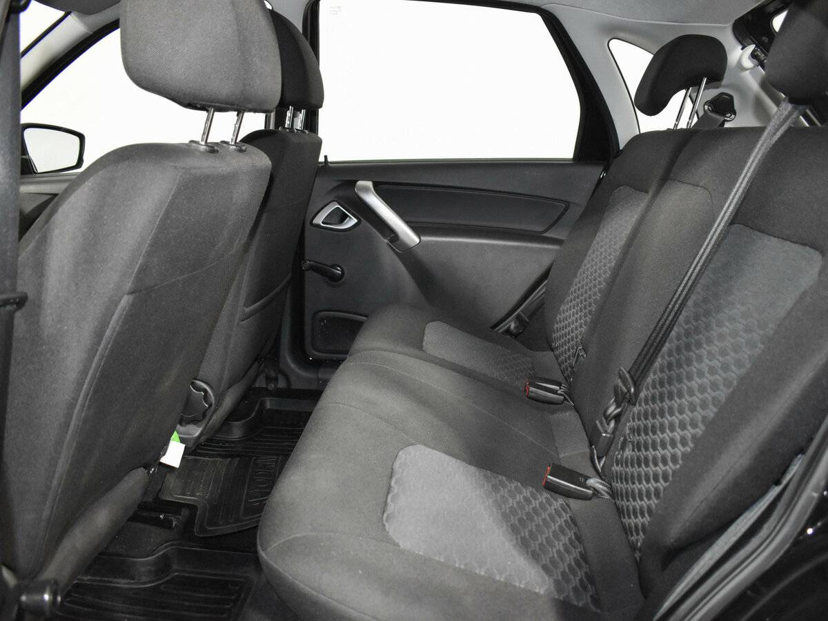 Lada (ВАЗ) Granta с пробегом — 2020 год. Фото: #10