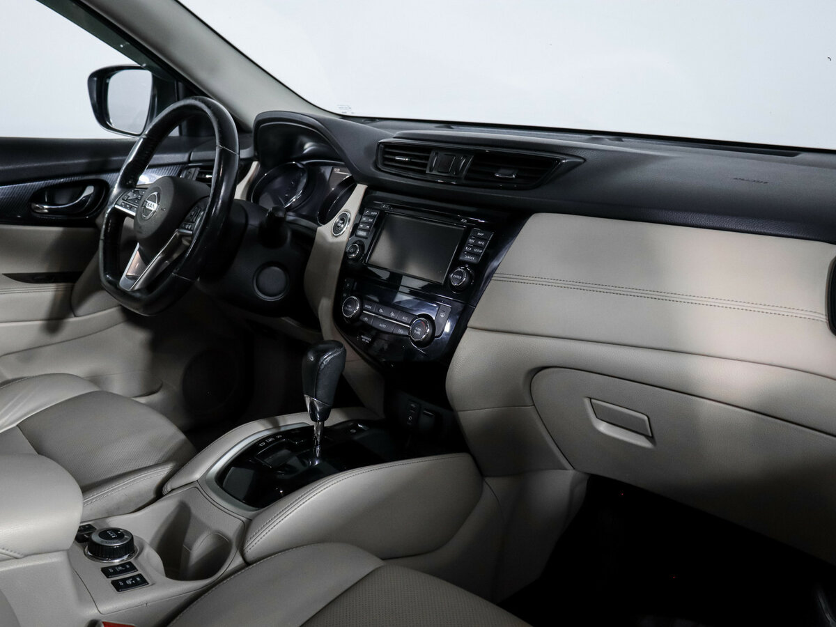 Nissan X-Trail с пробегом — 2018 год. Фото: #6
