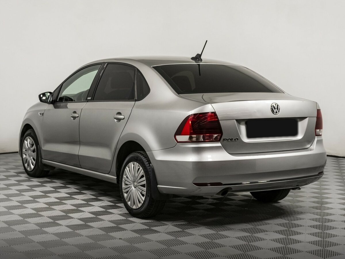 Volkswagen Polo с пробегом — 2018 год. Фото: #6