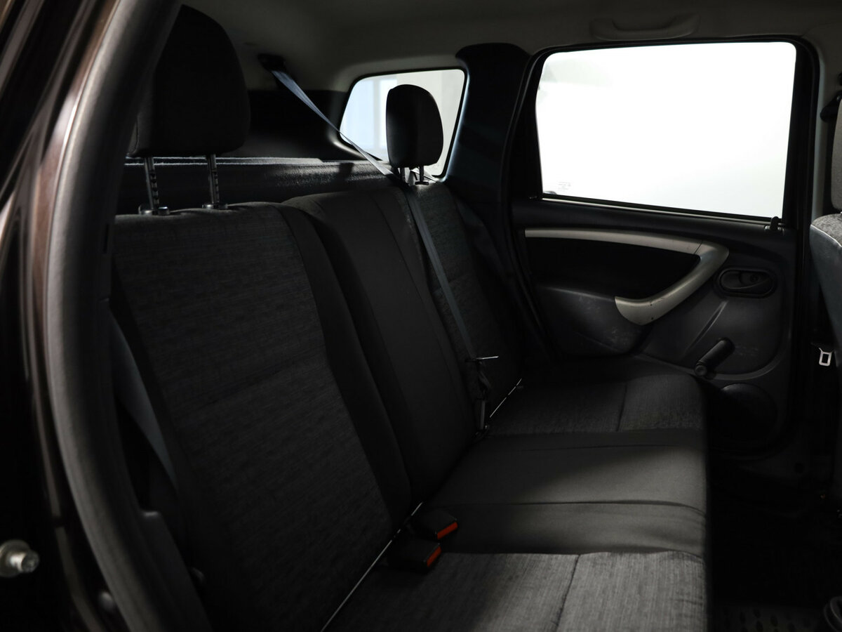 Renault Duster с пробегом — 2014 год. Фото: #12