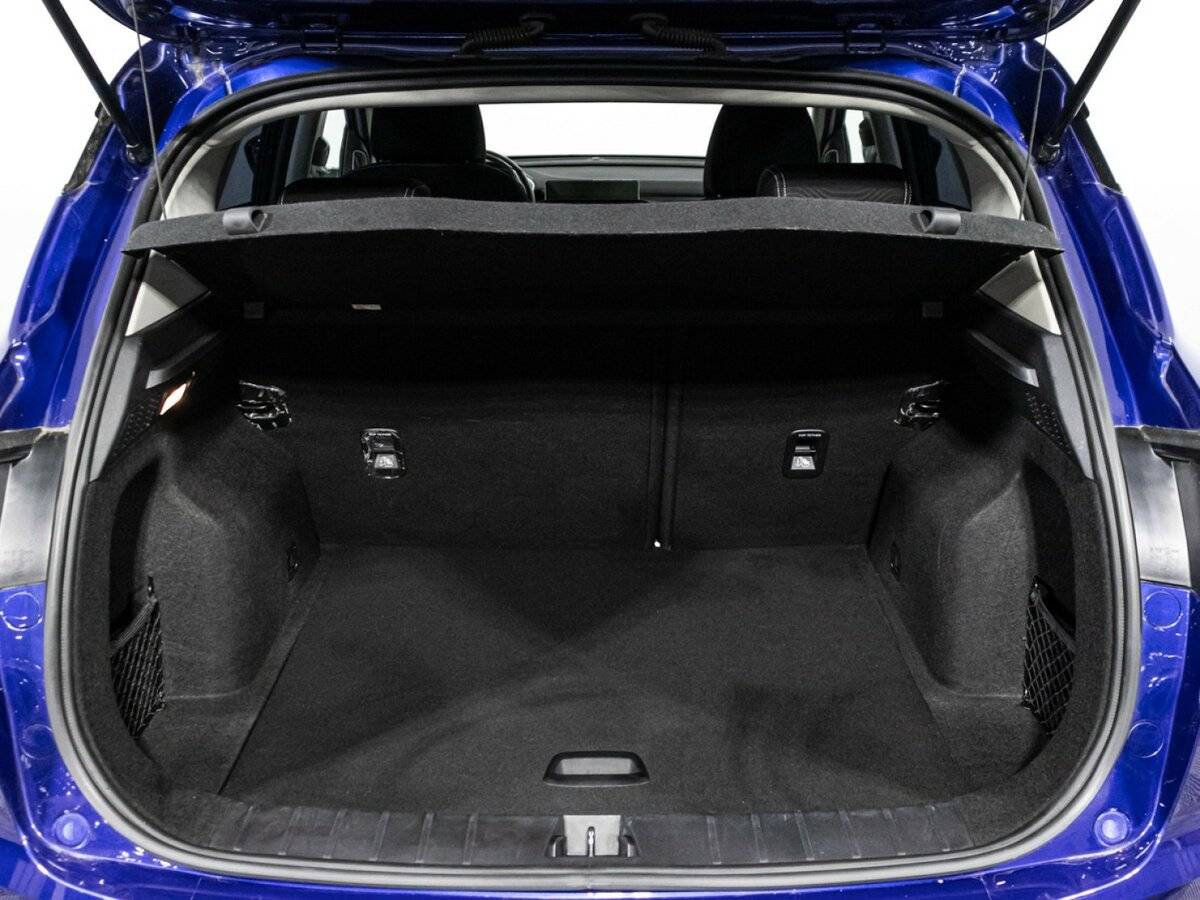 Geely Coolray с пробегом — 2022 год. Фото: #17