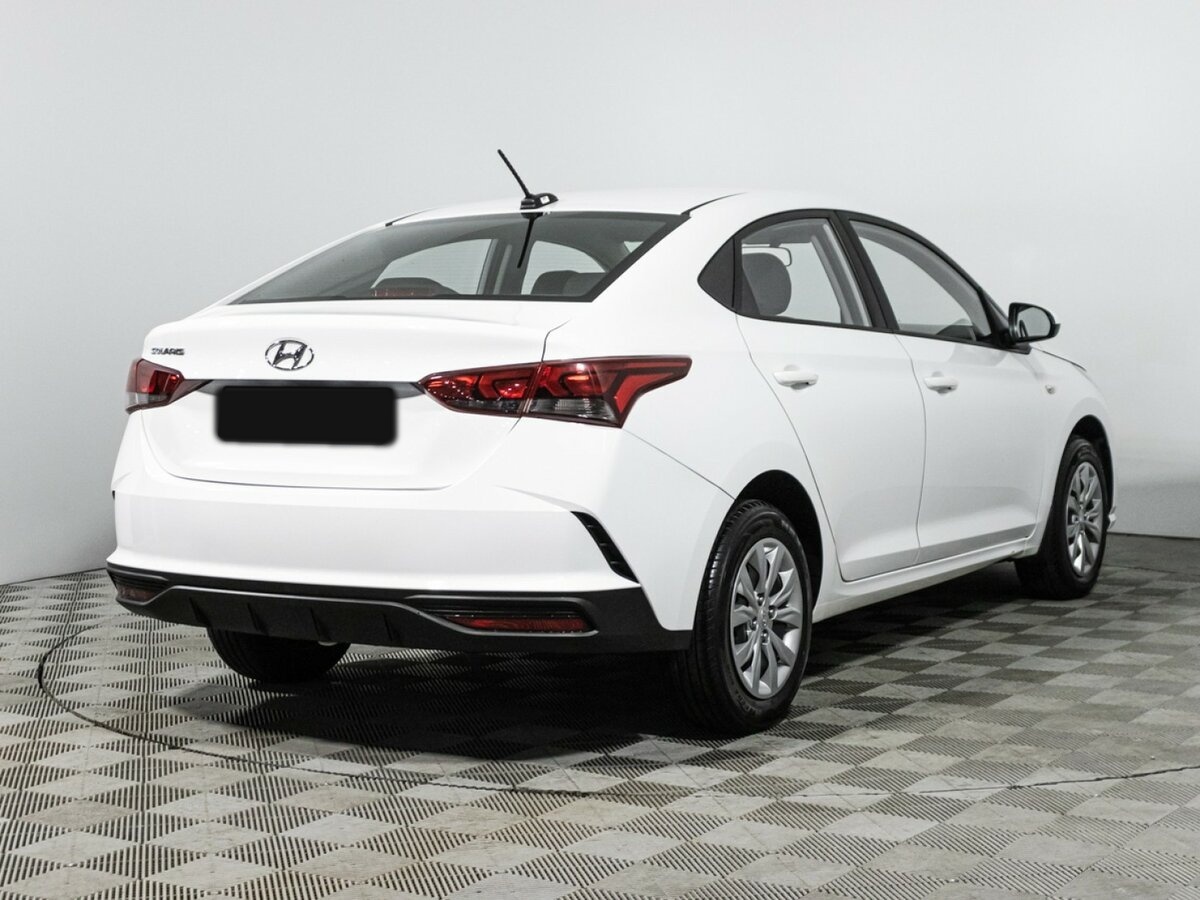 Hyundai Solaris с пробегом — 2022 год. Фото: #3