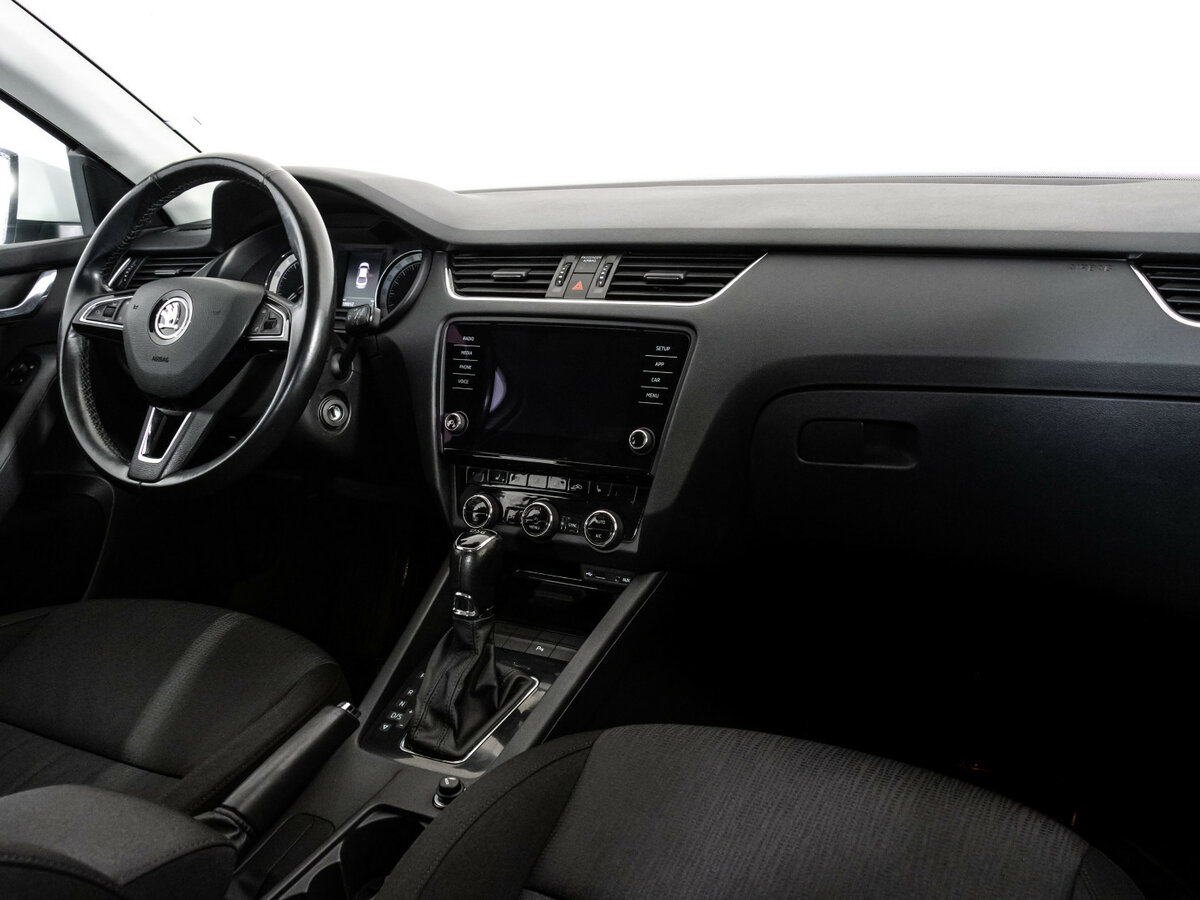 Skoda Octavia с пробегом — 2017 год. Фото: #6