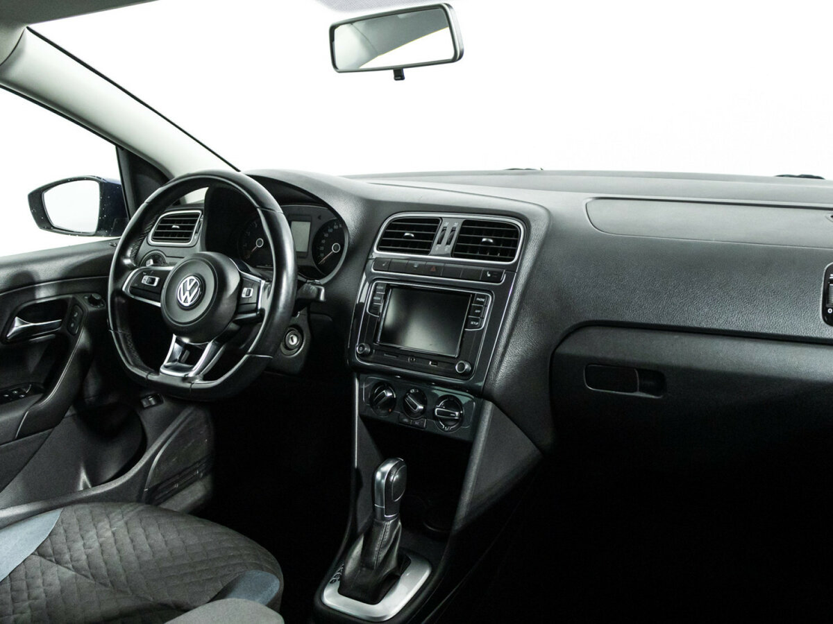 Volkswagen Polo с пробегом — 2020 год. Фото: #8