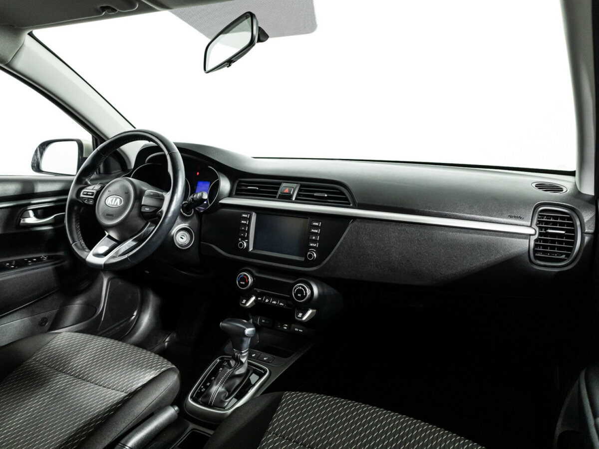 Kia Rio с пробегом — 2018 год. Фото: #8