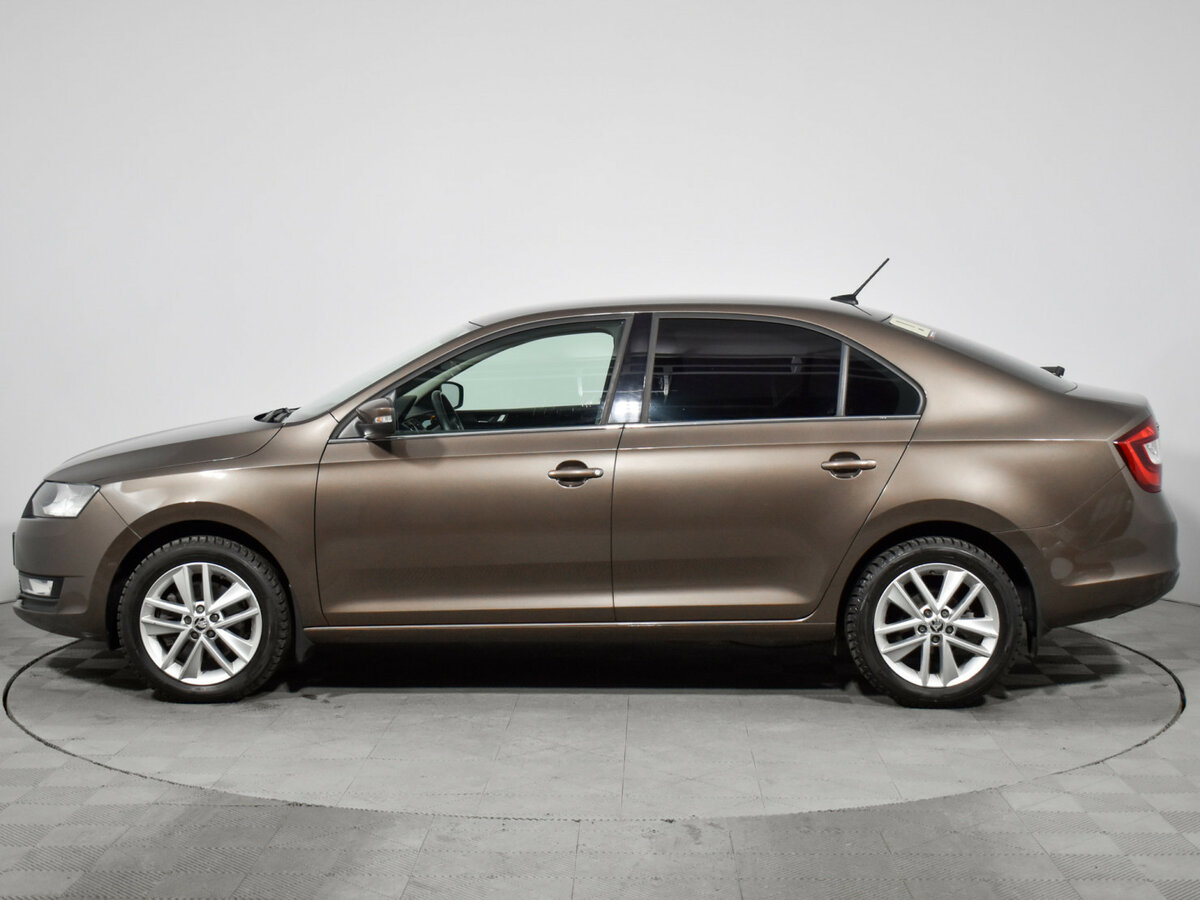 Skoda Rapid с пробегом — 2018 год. Фото: #7