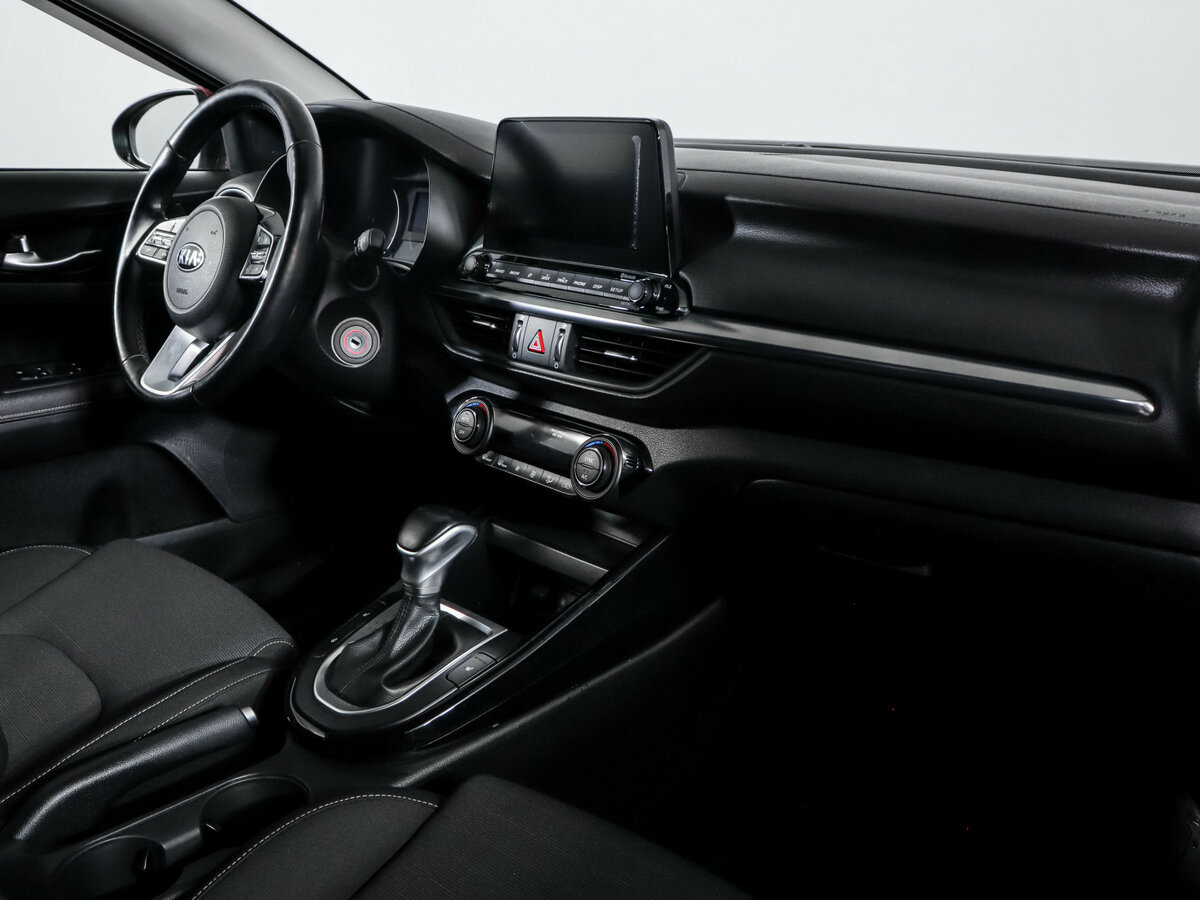 Kia Cerato с пробегом — 2019 год. Фото: #6