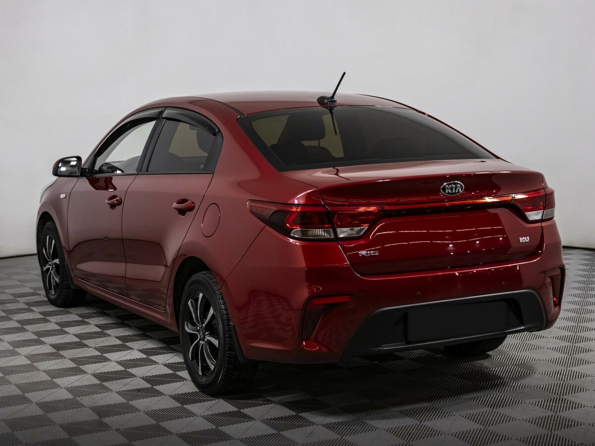 Kia Rio с пробегом — 2018 год. Фото: #6