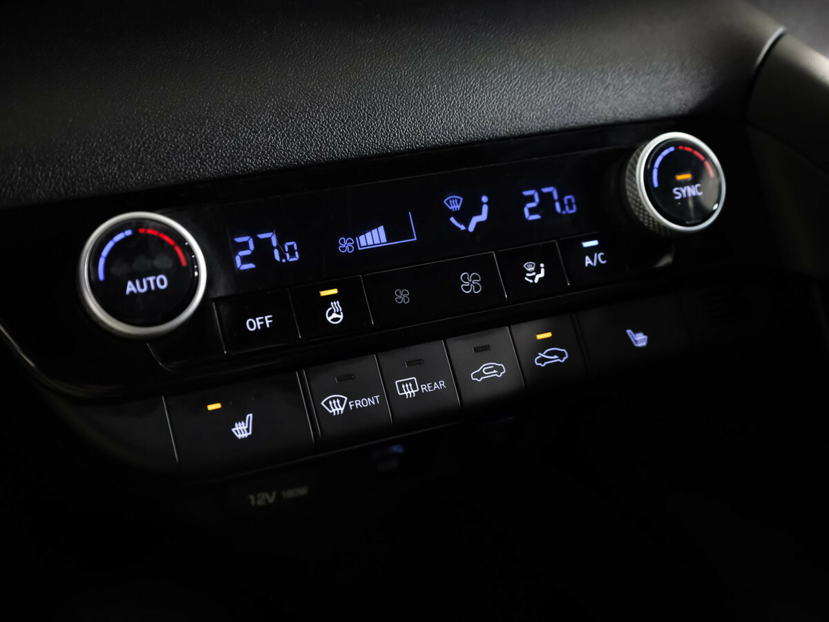 Hyundai Elantra с пробегом — 2021 год. Фото: #12