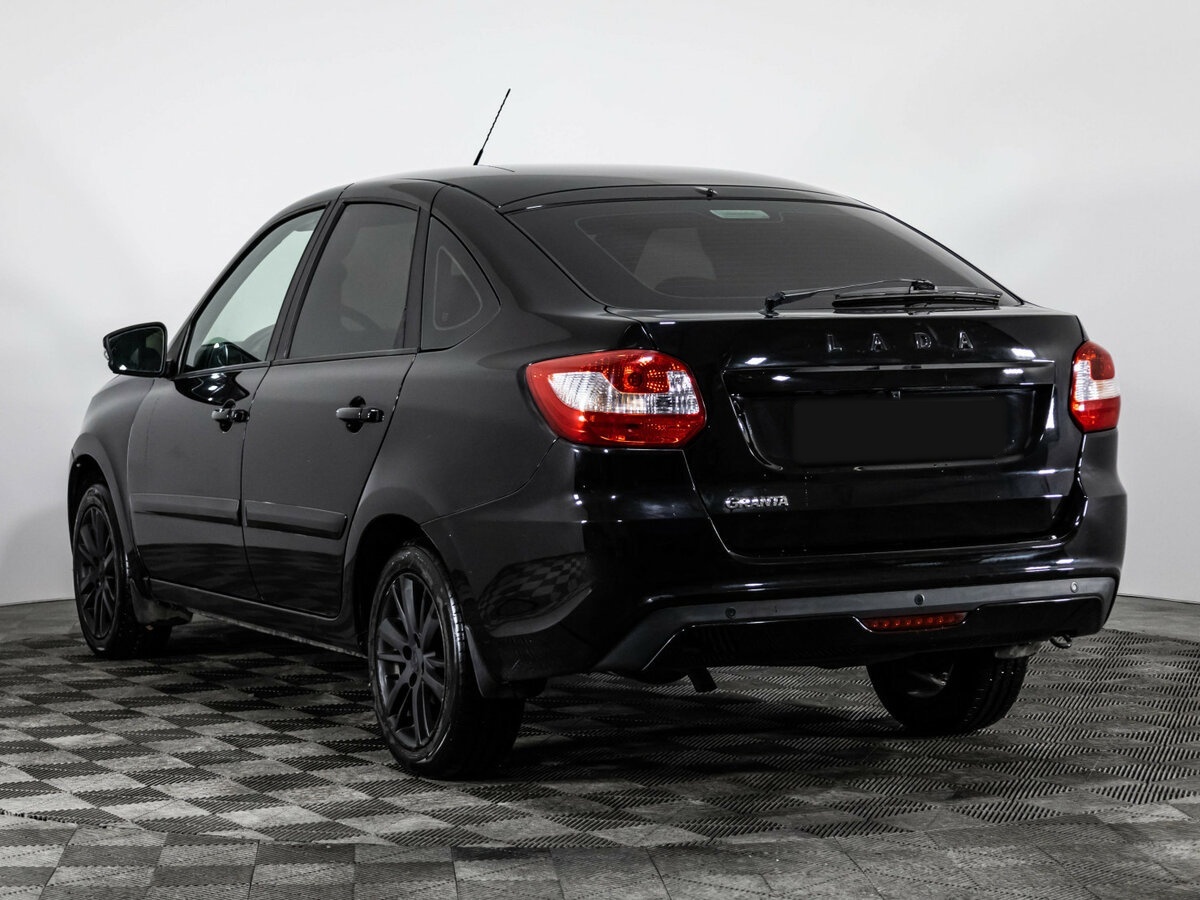 Lada (ВАЗ) Granta с пробегом — 2019 год. Фото: #5