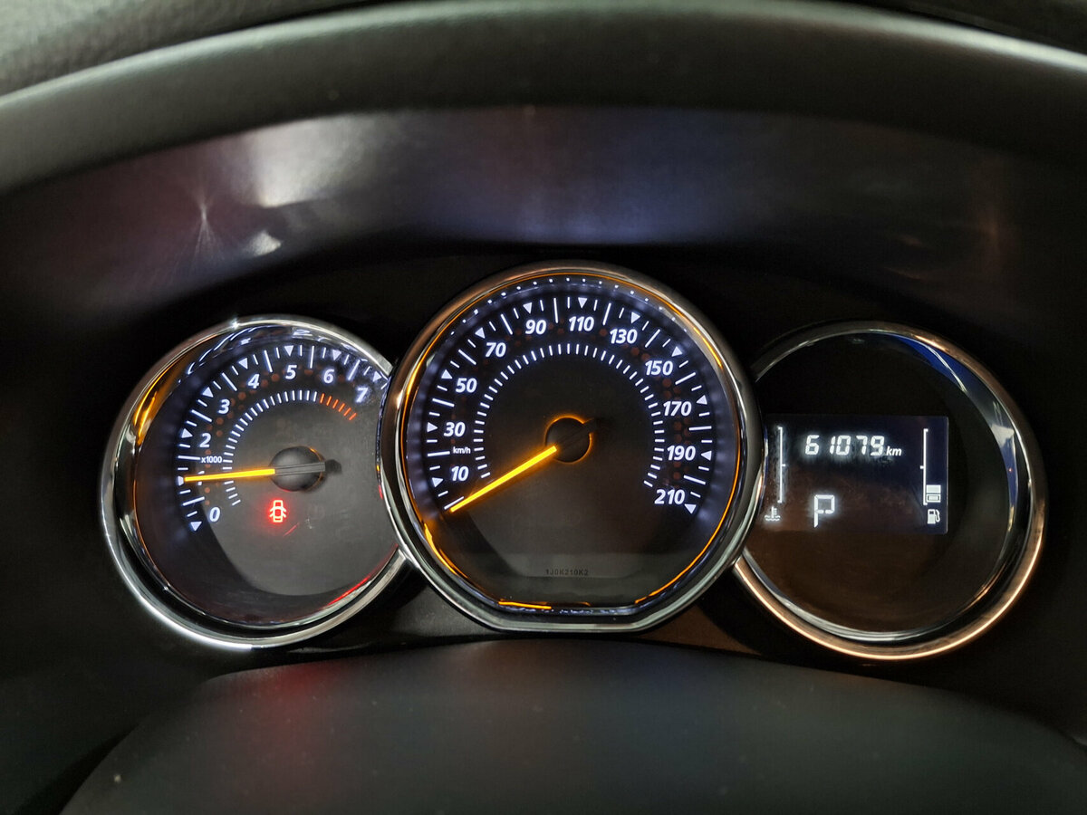 Renault Logan с пробегом — 2020 год. Фото: #12