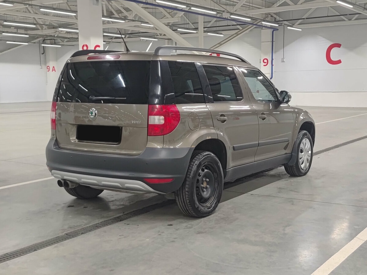 Skoda Yeti с пробегом — 2012 год. Фото: #4