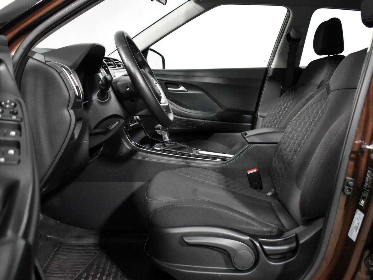 Hyundai Creta с пробегом — 2021 год. Фото: #9