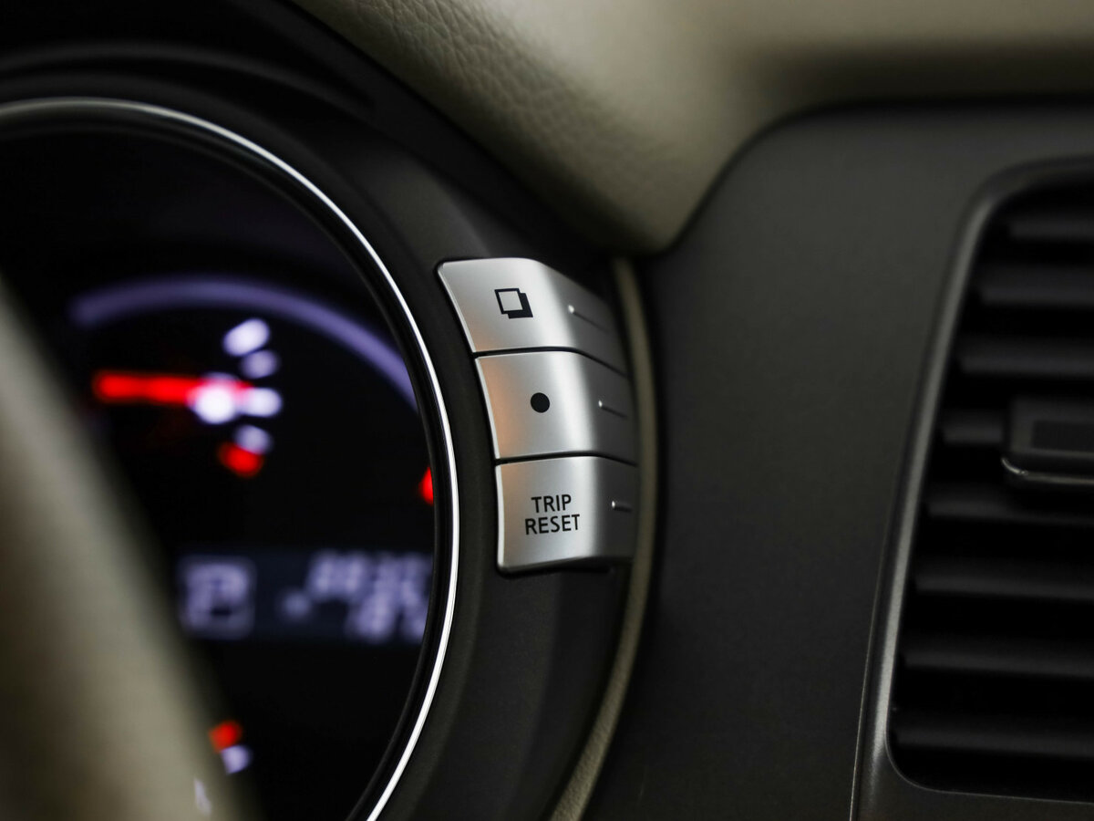 Nissan Murano с пробегом — 2012 год. Фото: #15